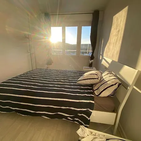 F2 65m2 parking privé avec une belle vue Apartamento Metz